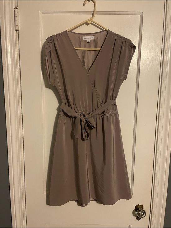 Amanda Uprichard Dresses & Skirts - Amanda Uprichard Taupe Short Sleeve Wrap-Front Silk Dress Size small